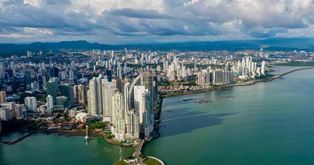 Best areas to live in Panama City for expats in 2026